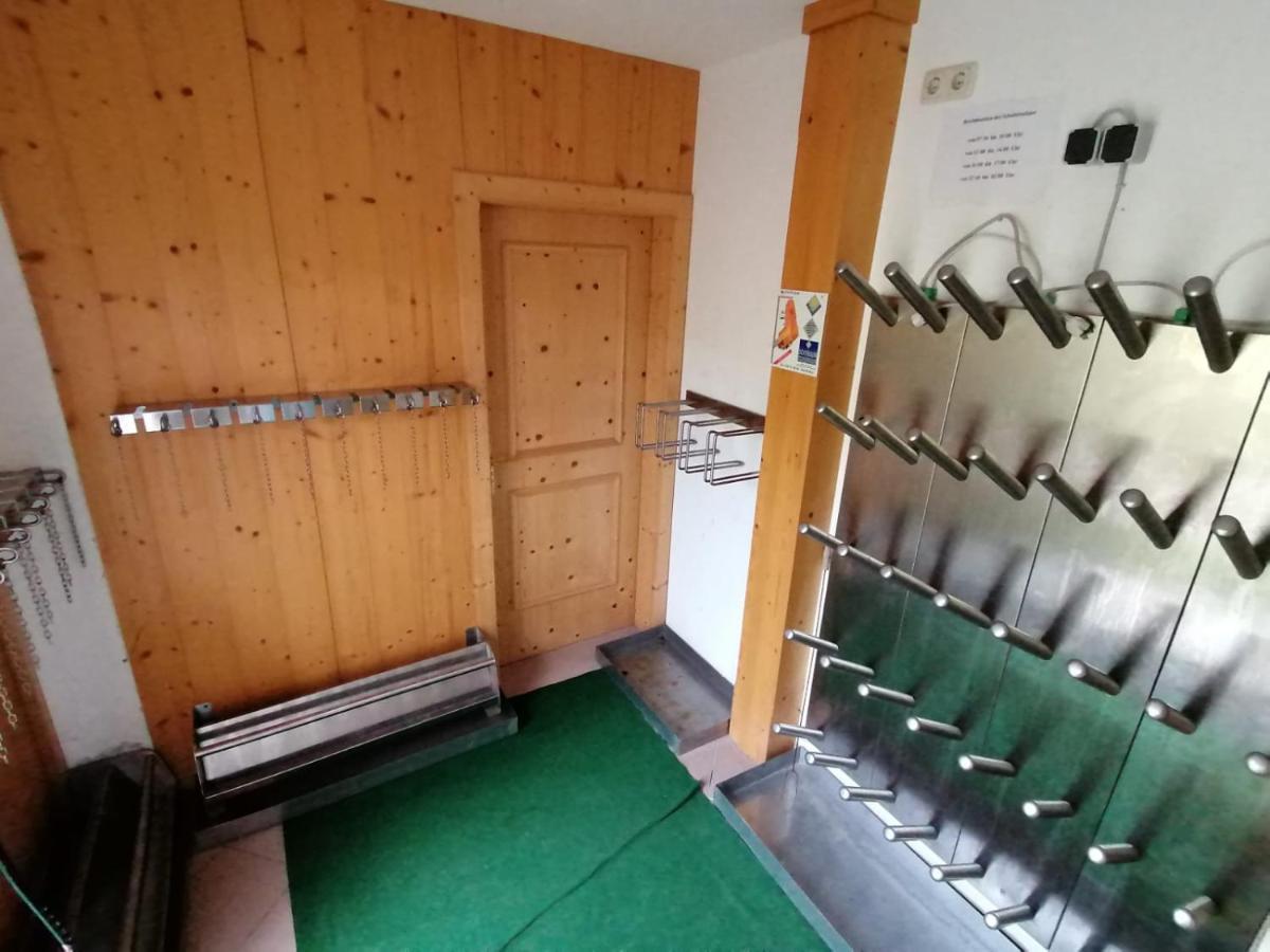 Haus Obweg - Postalm Aparthotel Hallein Exterior foto
